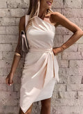 Alvena - Elegante abito monospalla a taglio obliquo per donne